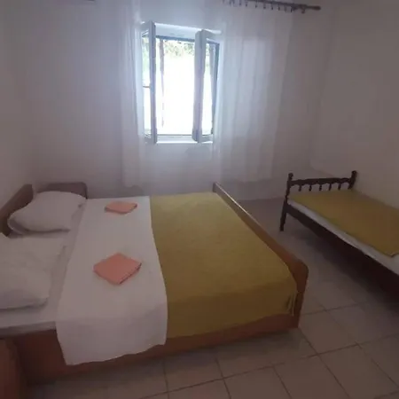 Ivica Martic Apartment *
