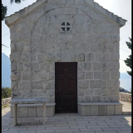 Ivica Martić Appartamento Duće