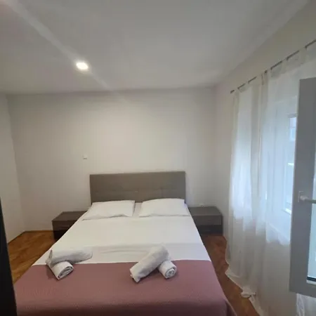 Ivica Martic Apartman Duce